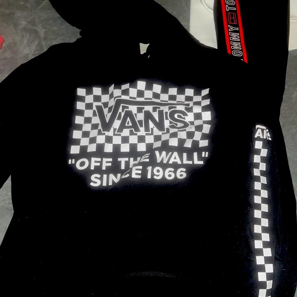 black vans cropped hoodie medium